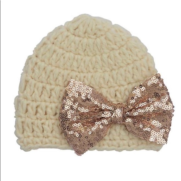 NEW! So Adorable Hand Crocheted Set - Picture 3 of 3